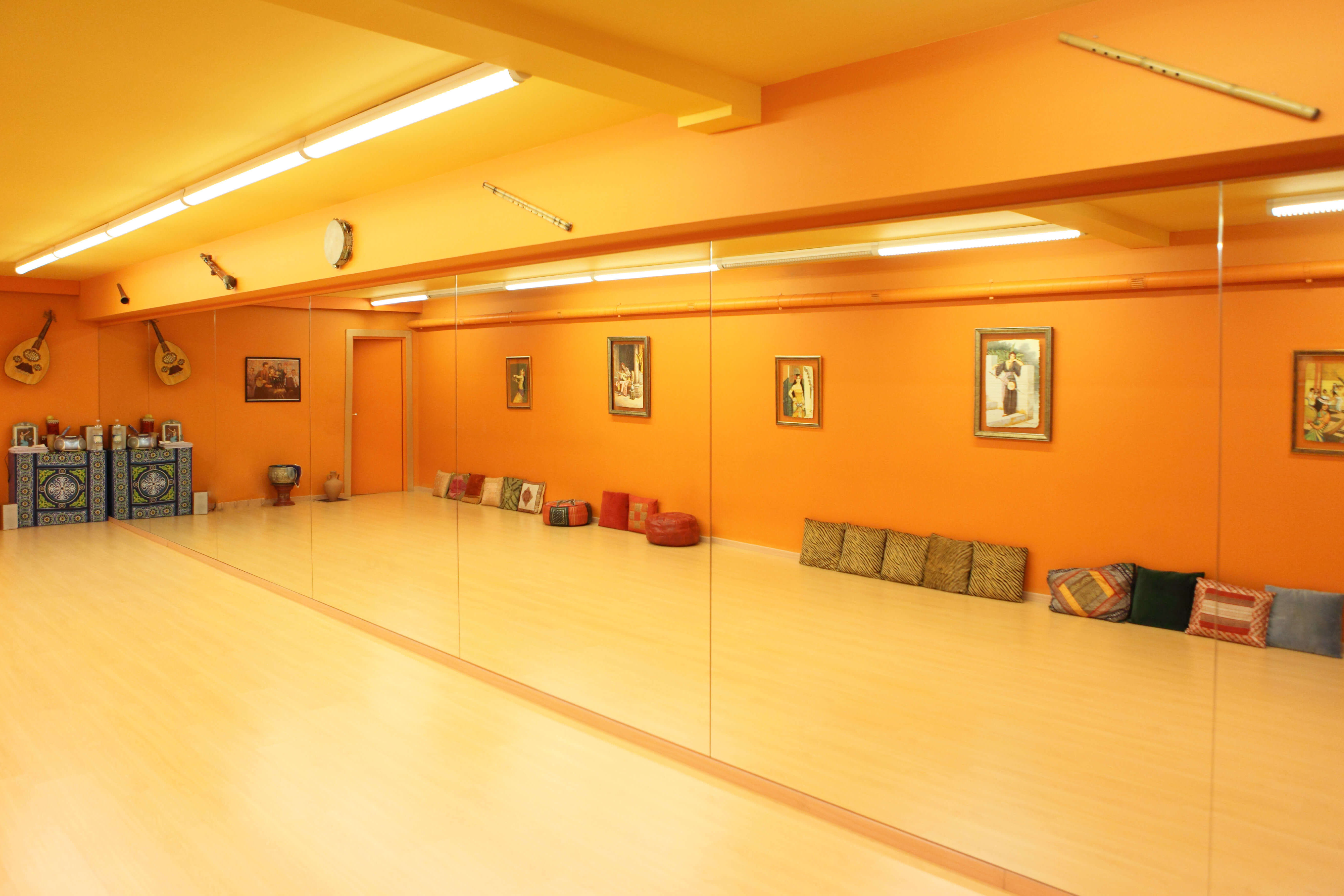 La Academia Munique Neith