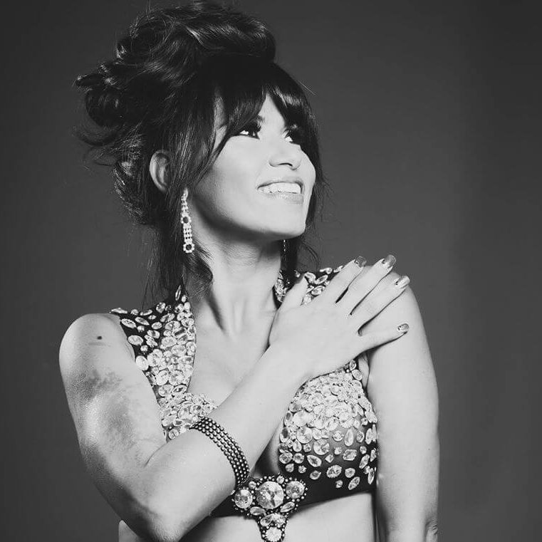 Munique Neith - Fotos