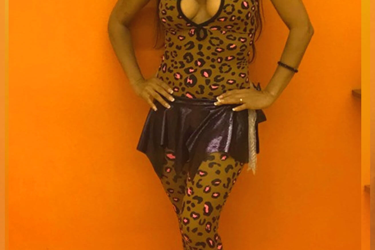 Munique Neith - Ropa de ensayo